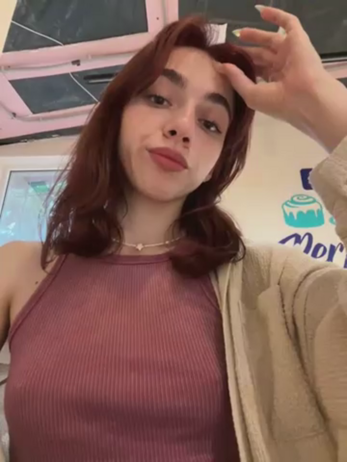 Lily__Belle