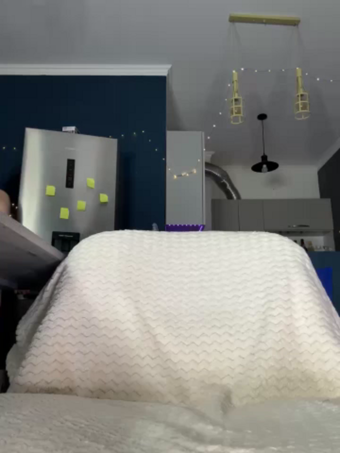NickiLike