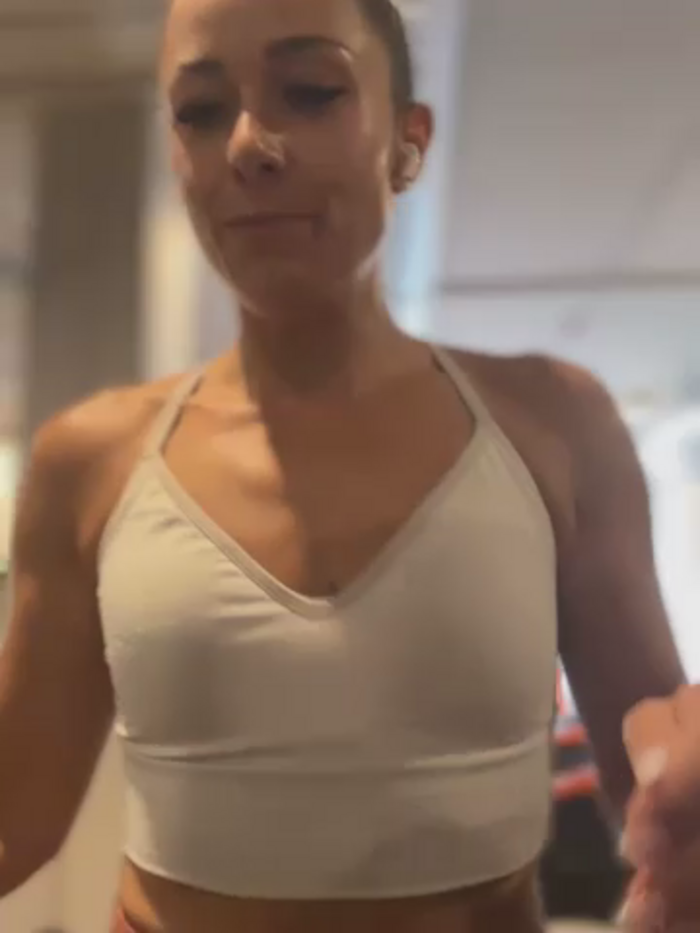 petrouchkaaa_