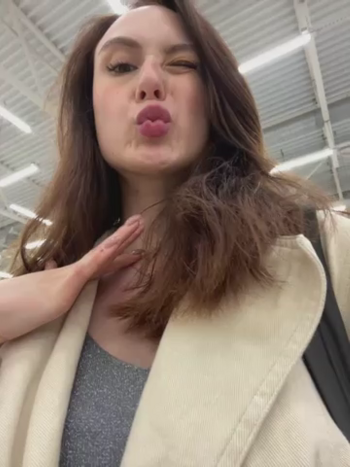 Dina_Tease
