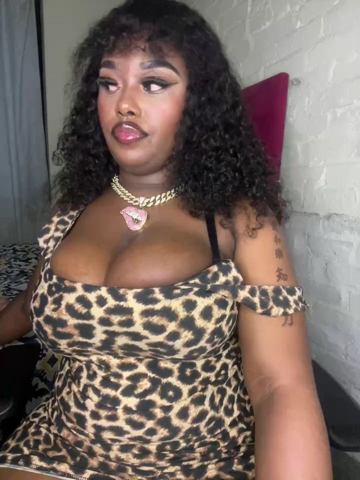 EXOTIC_BEAUTY25_X