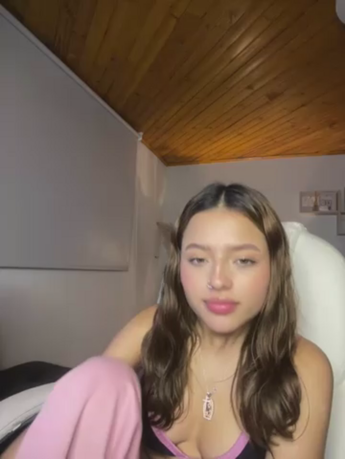 Sofia18_pinkk