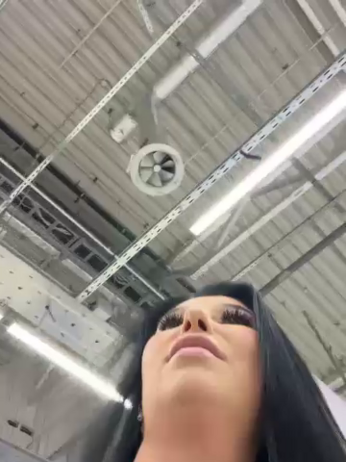 Tisha_Busty