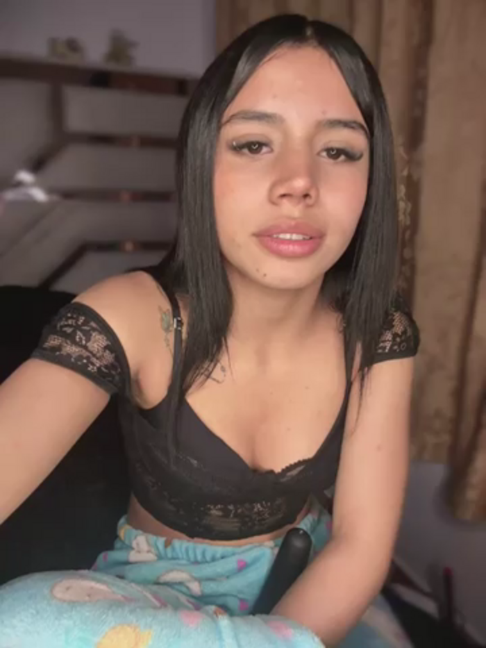 Laura-Khalifa