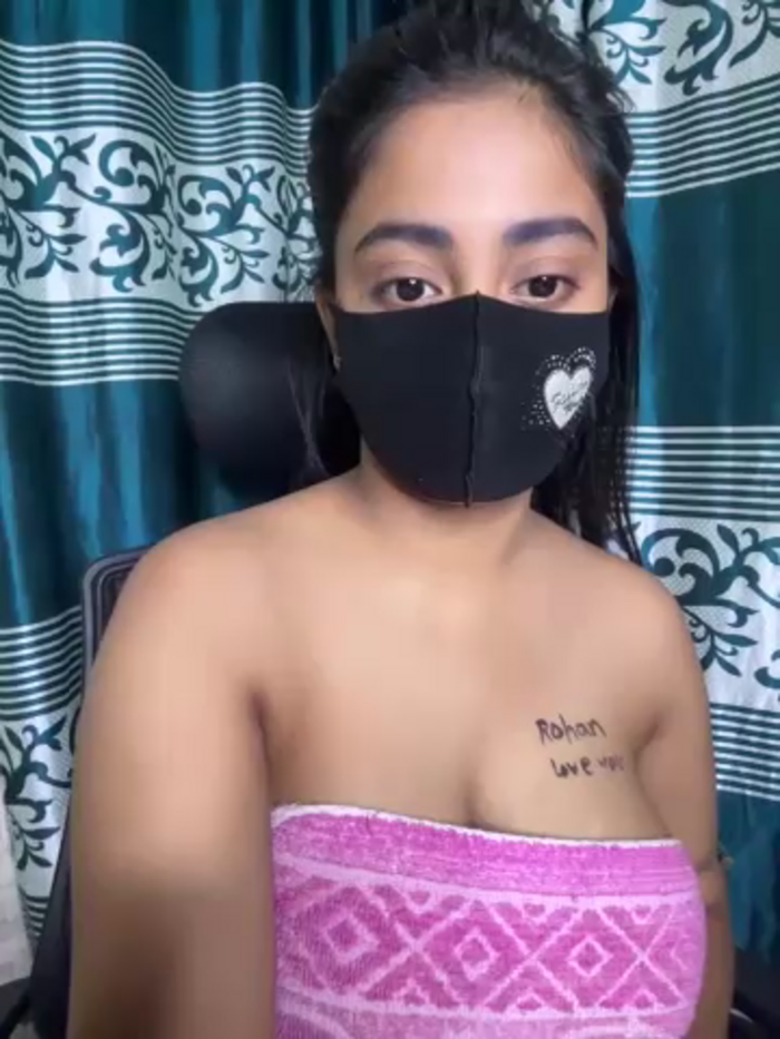 Hotty_Pinky99