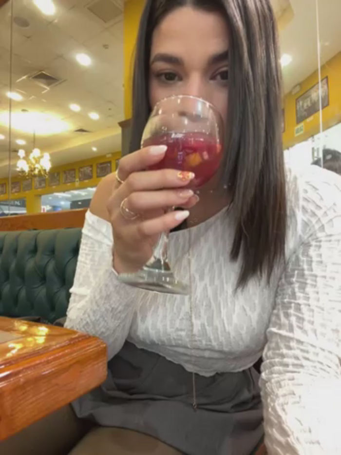 Leah_Honey26