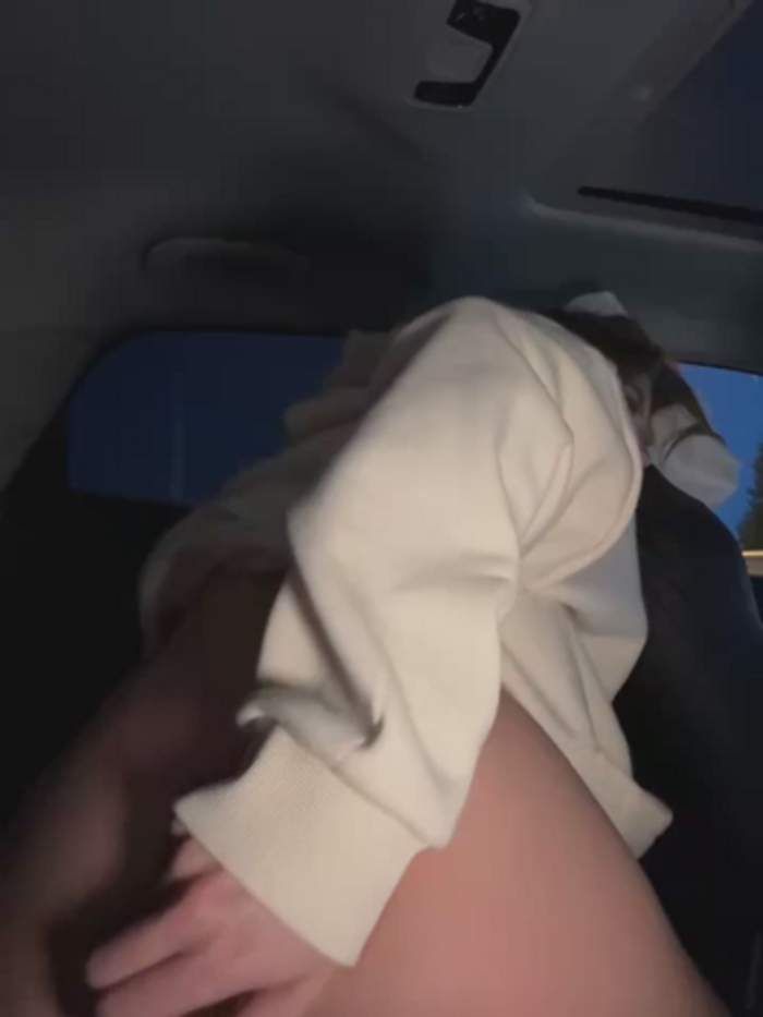 -AngelAri-