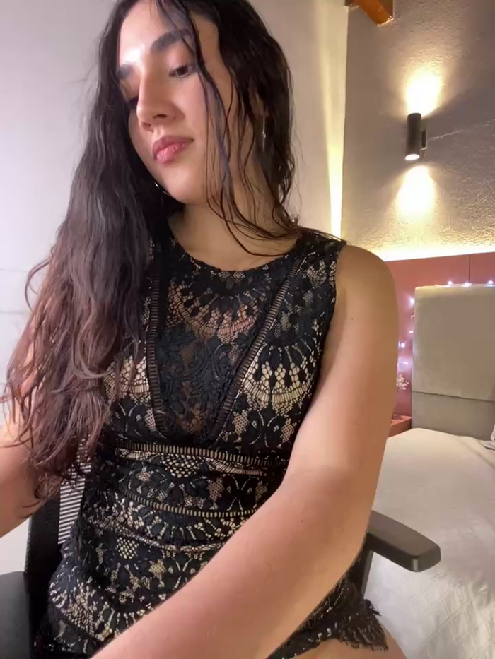 AniiRose