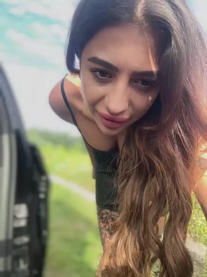 LaraVegas_