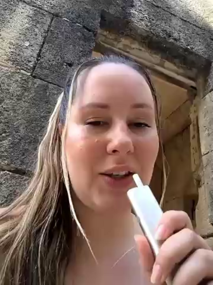 Mona_Plus