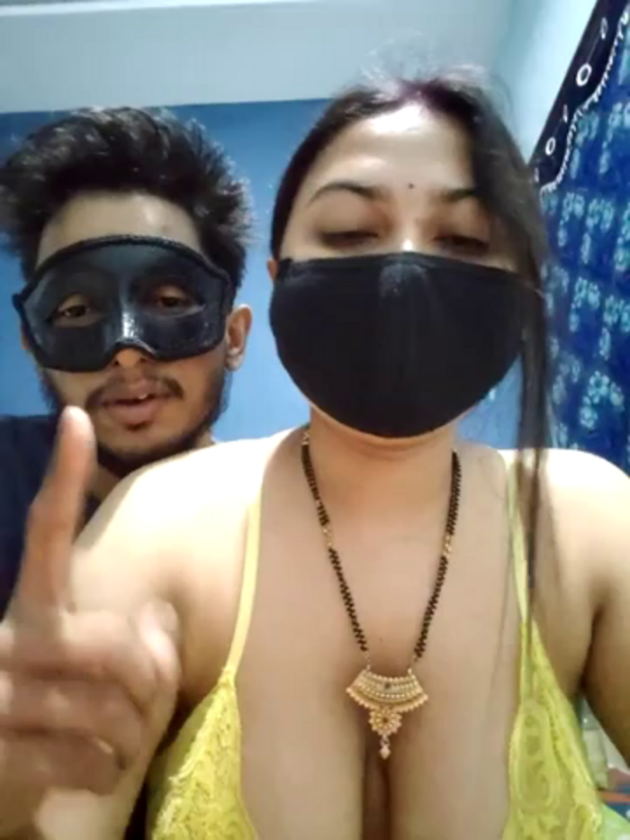 SassyWildCouple