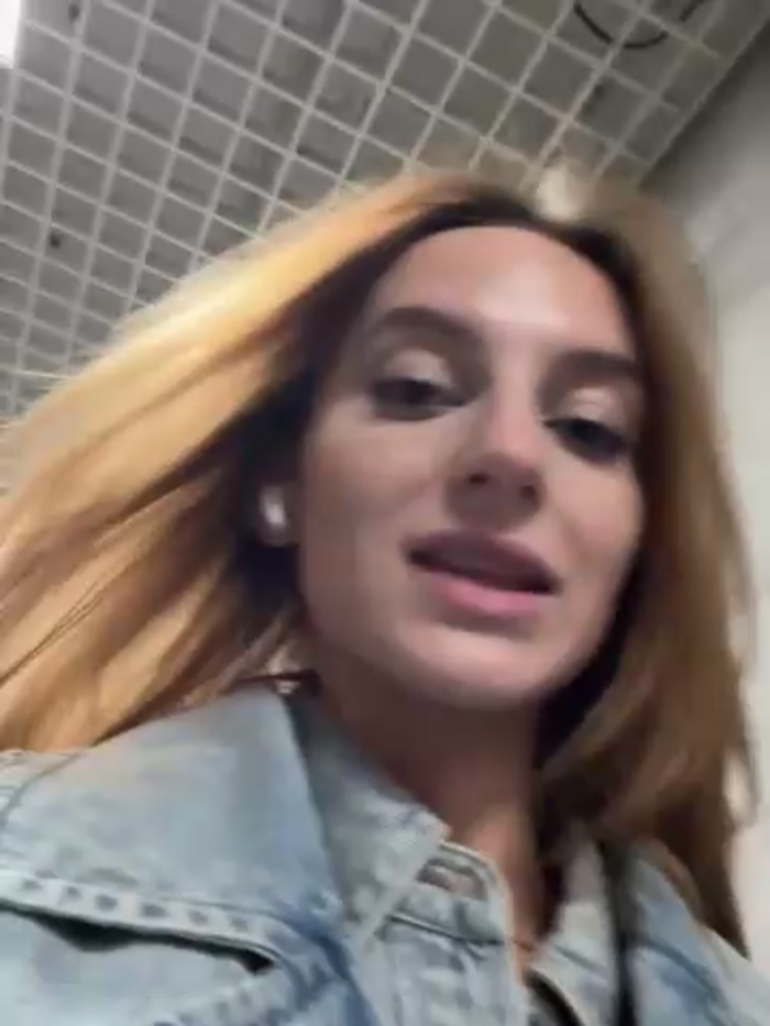 -AngelAri-