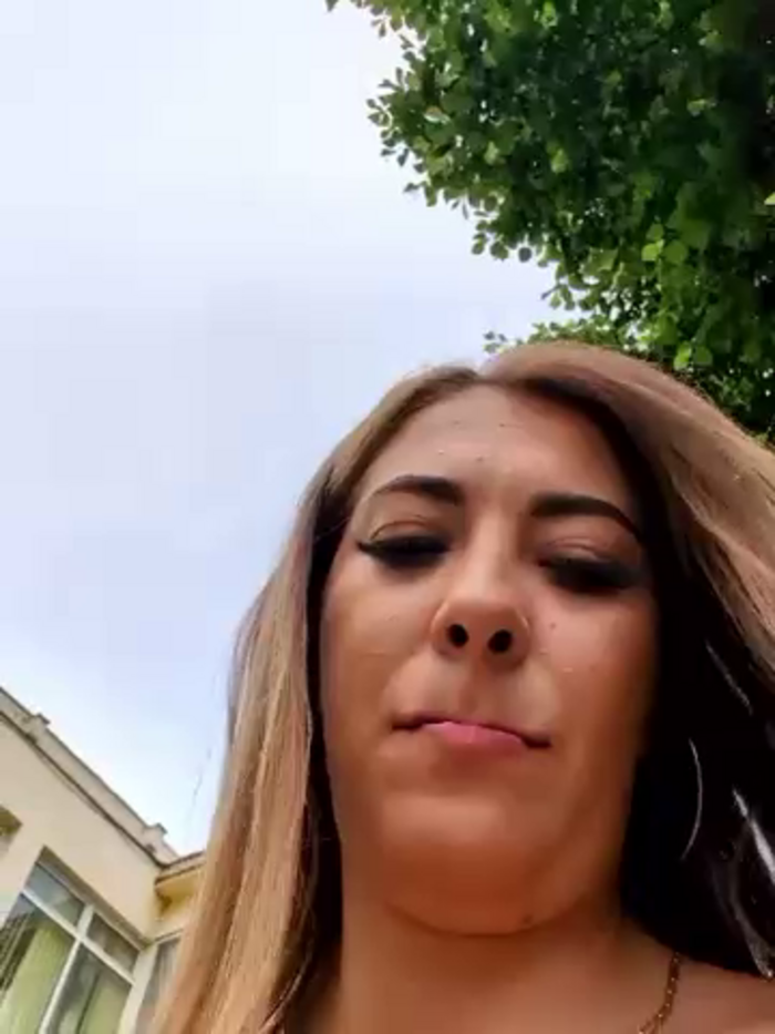 Risky_girl23