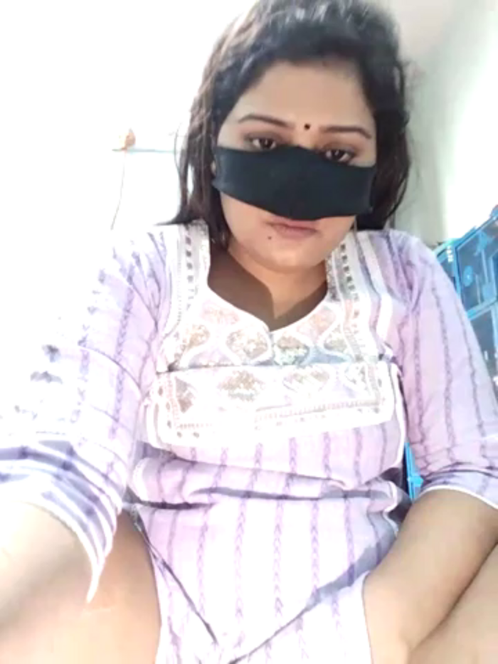 Cute-Priya59