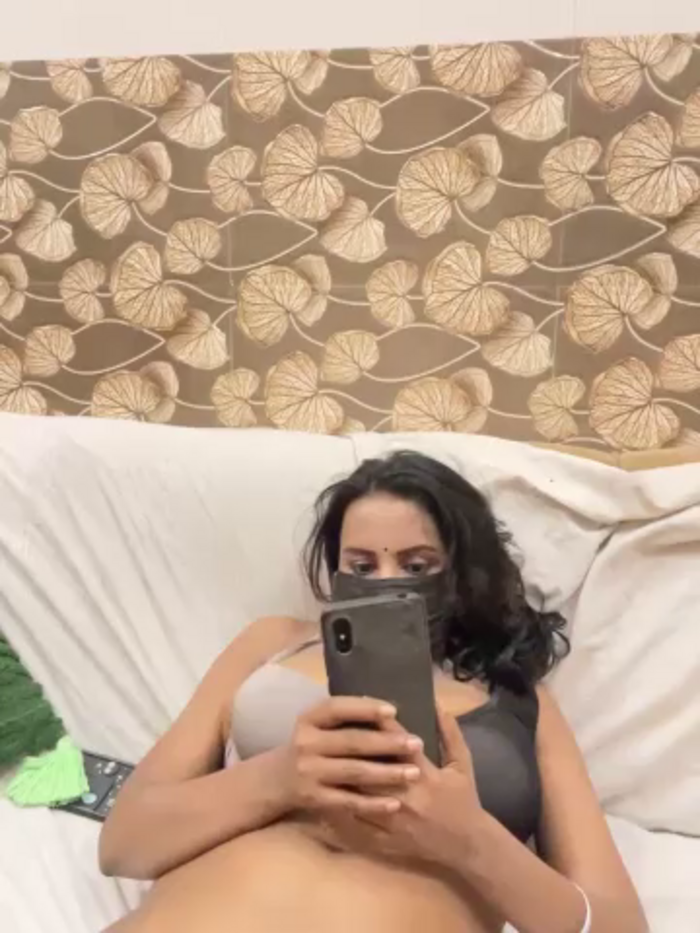 OyoWali-Bhabhi