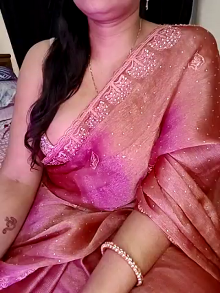 kaamuk_shweta