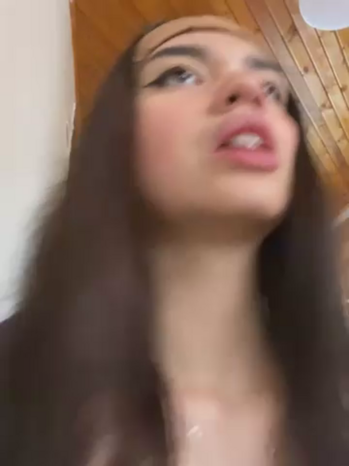 Sara_Wills2