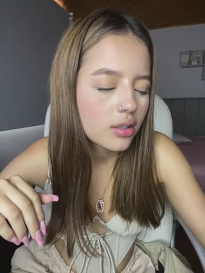 Sofia18_pinkk