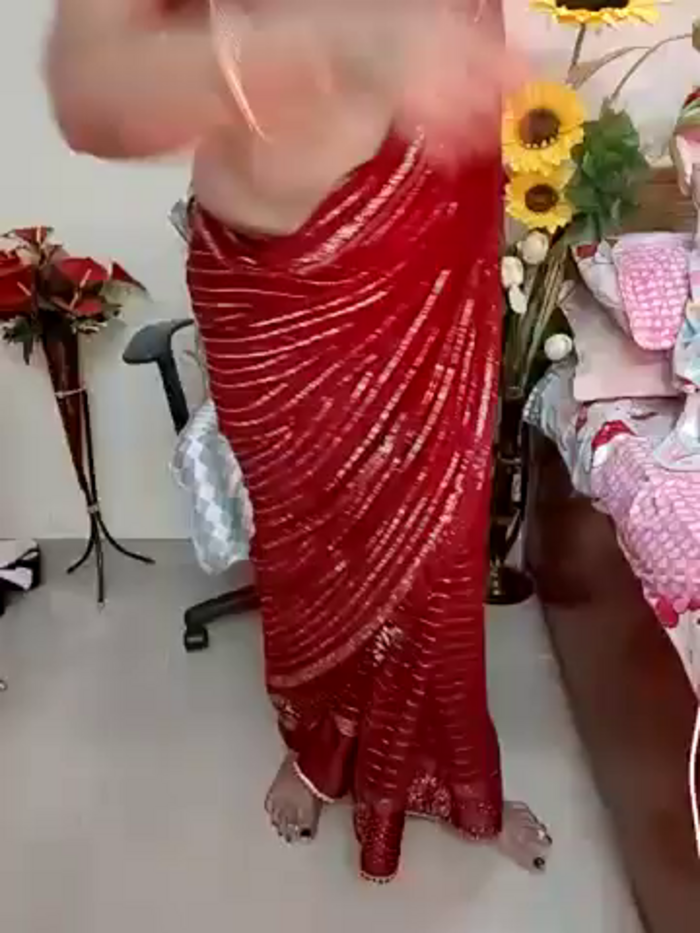 kaamuk_shweta
