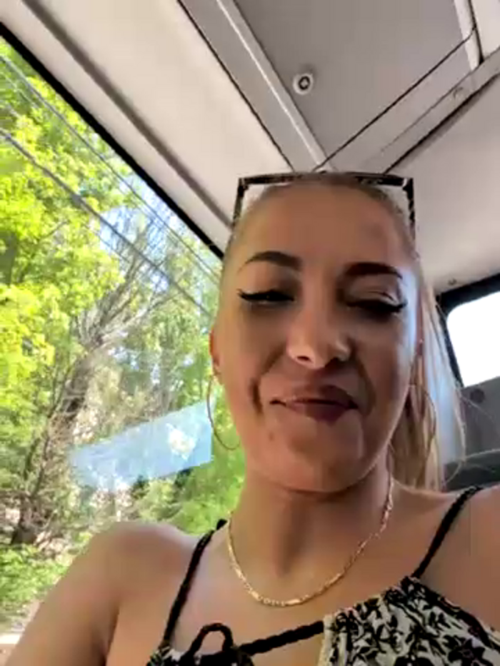 Risky_girl23