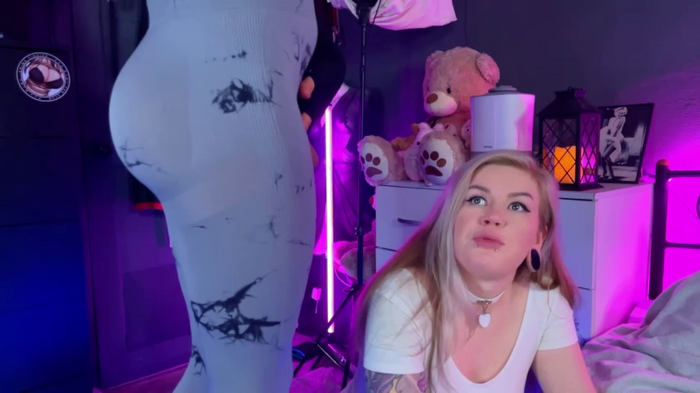 2_girls_1_dick