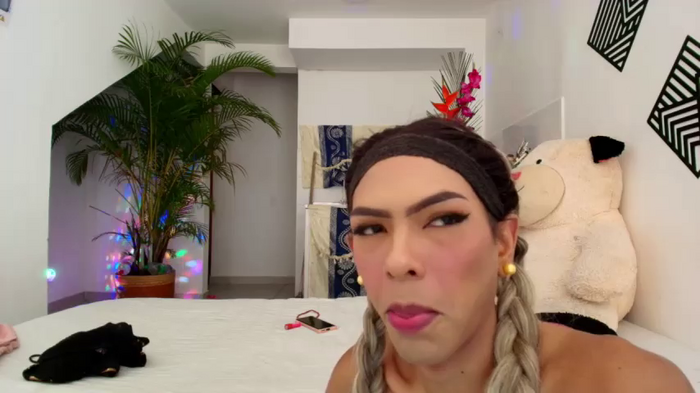 Bigdickgirls_02