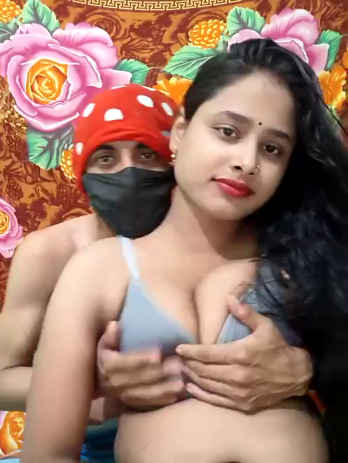 Seducing_couple