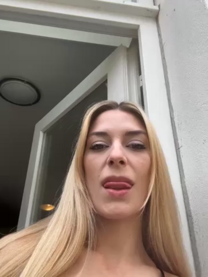Bellalolahot