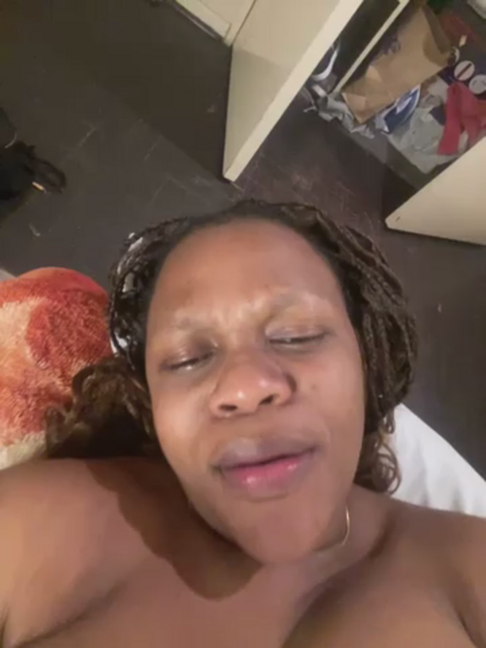 Boneca25