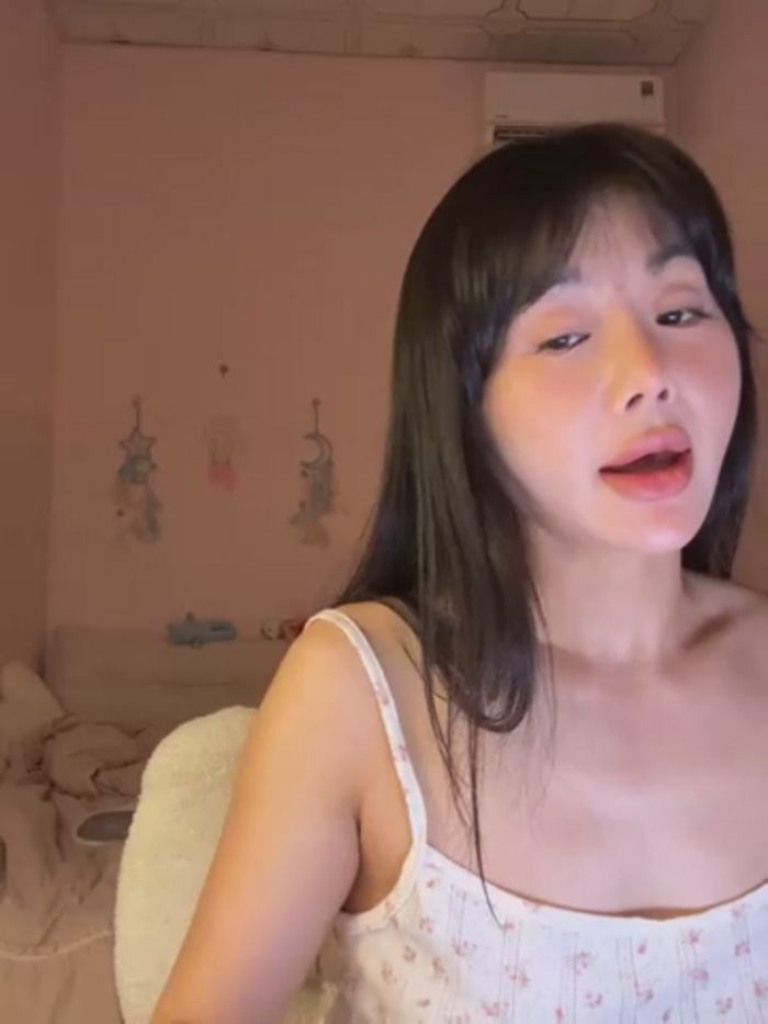 Hello_nani