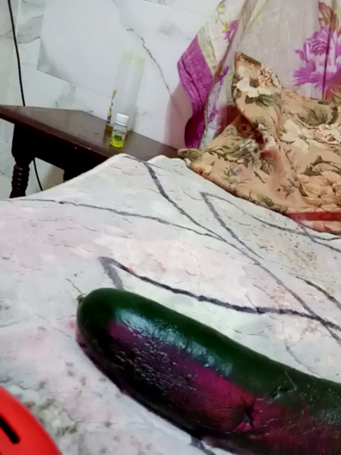 Jannat-sexy