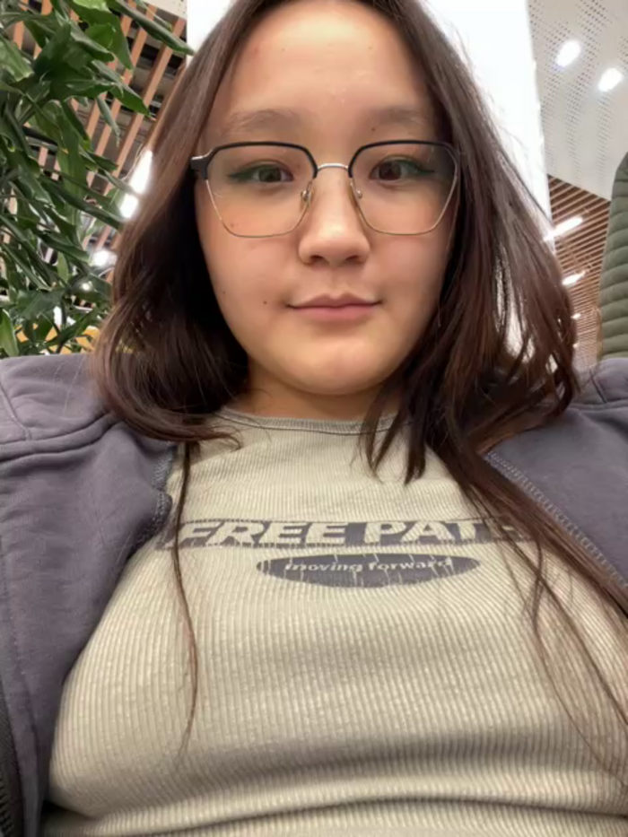 KissMeEva