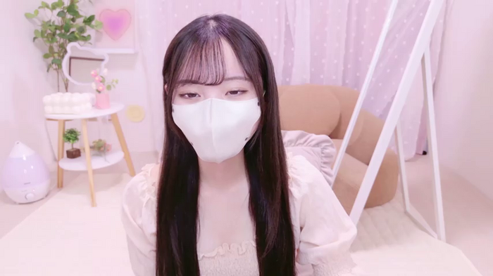 MOMONA_xo