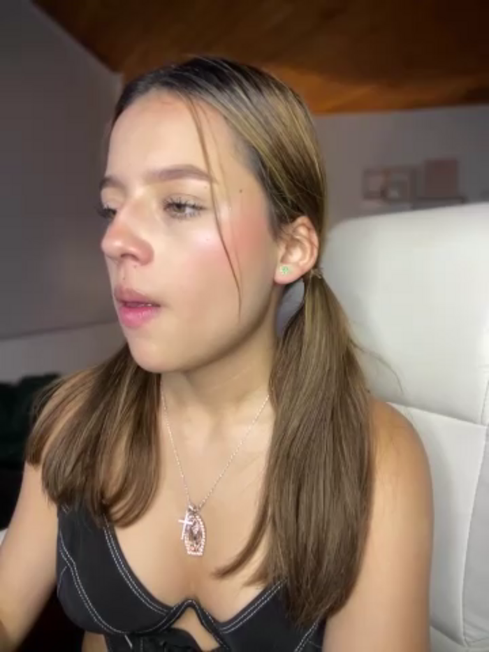 Sofia18_pinkk