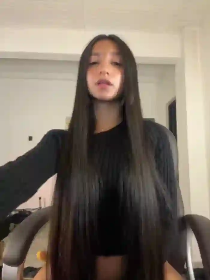 2025/06/04/stripchat-aly_golden_-10-51-41