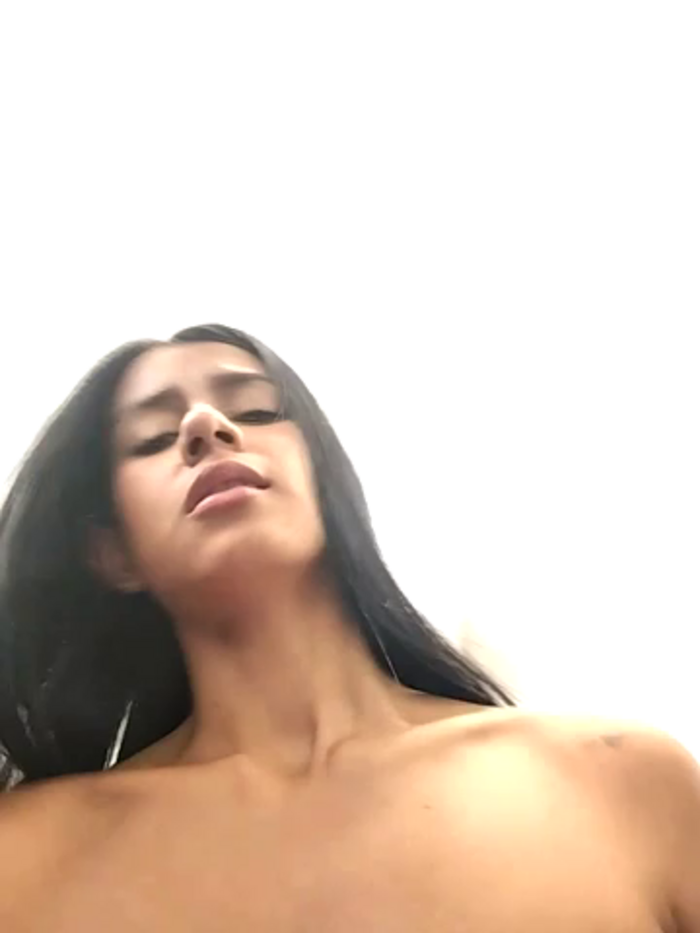 Juliana_Xander