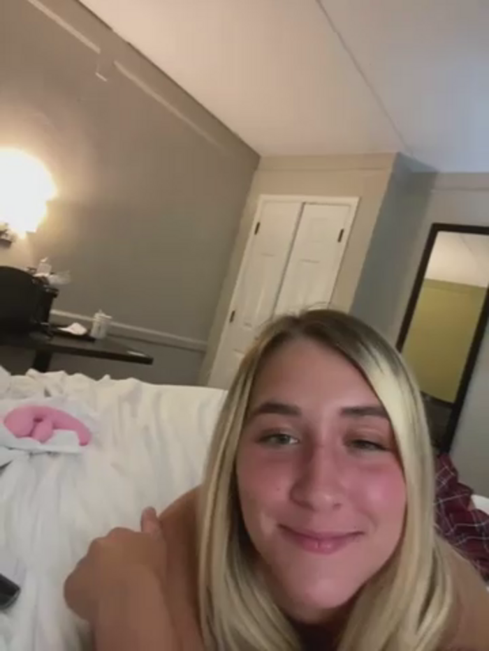 Kaylayoung12