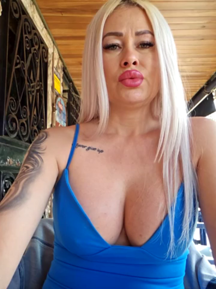 MILFBARBY