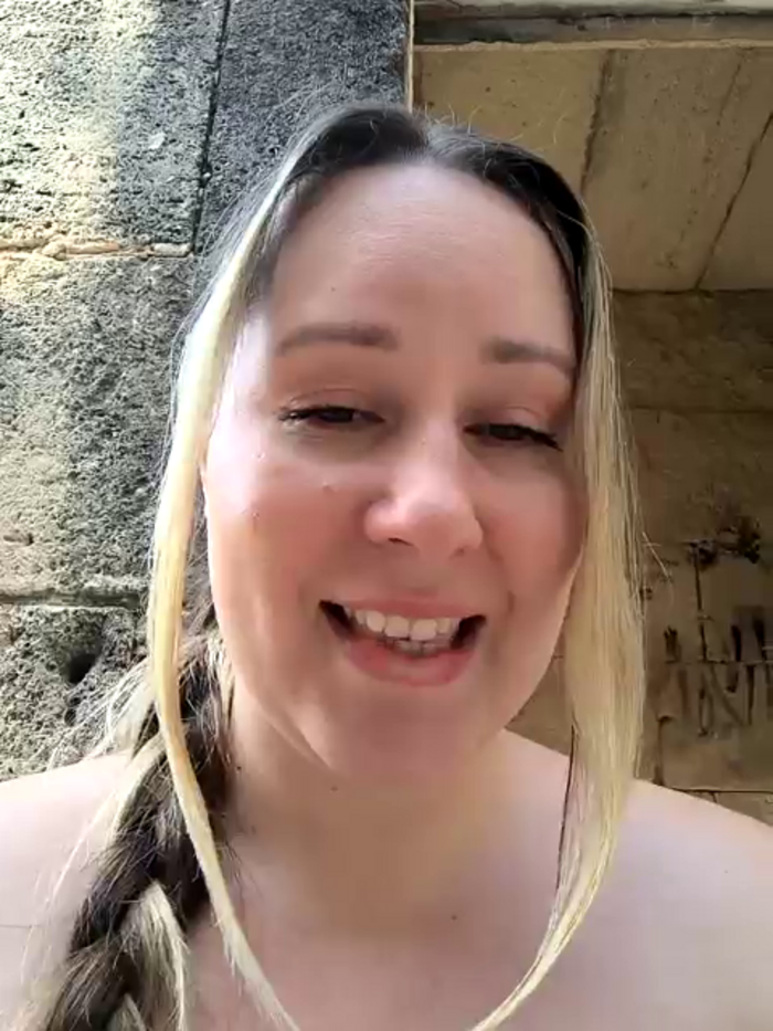 Mona_Plus
