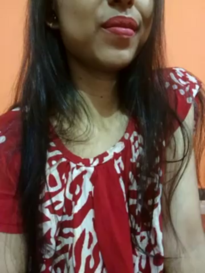 Radhika_live0