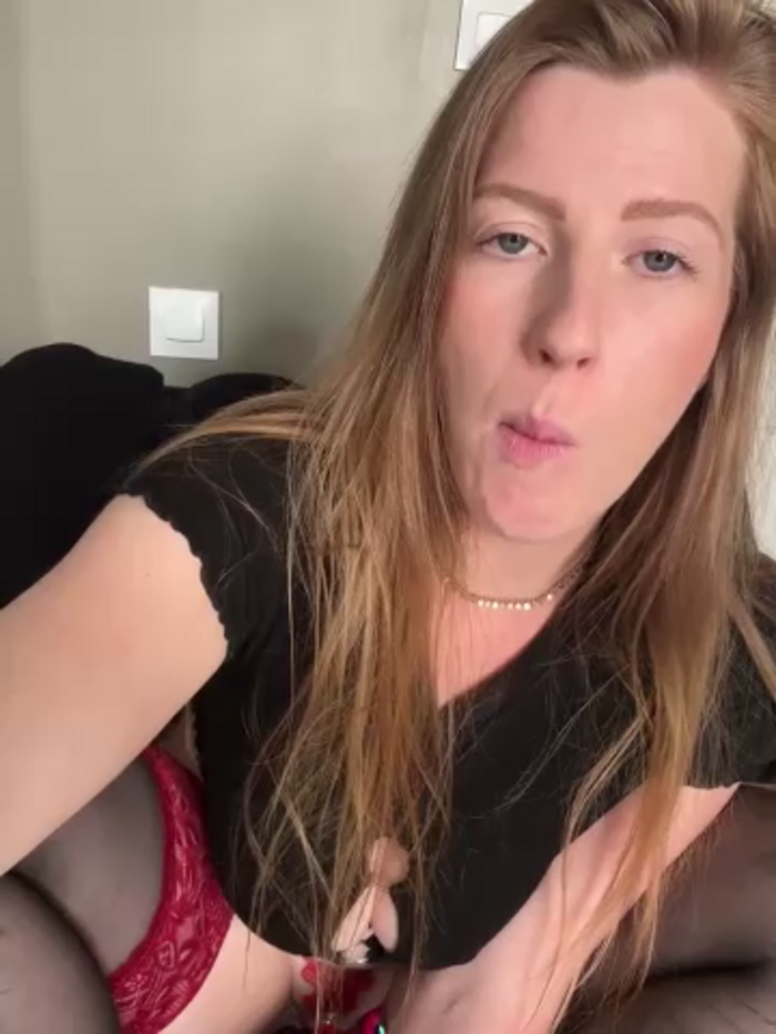 Sweety_Foxy69