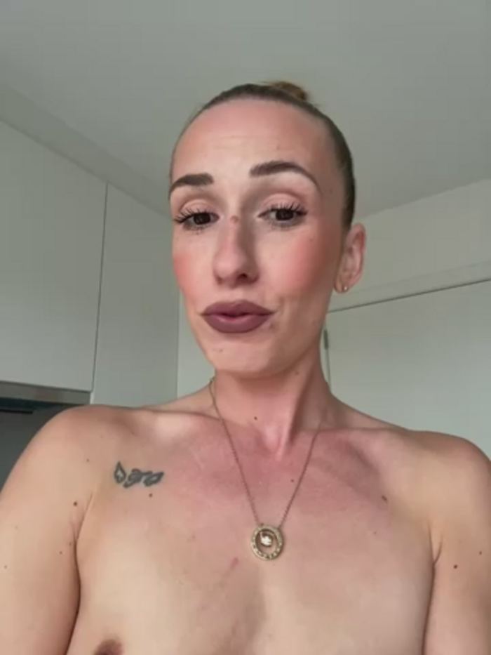 lola_tentatiion
