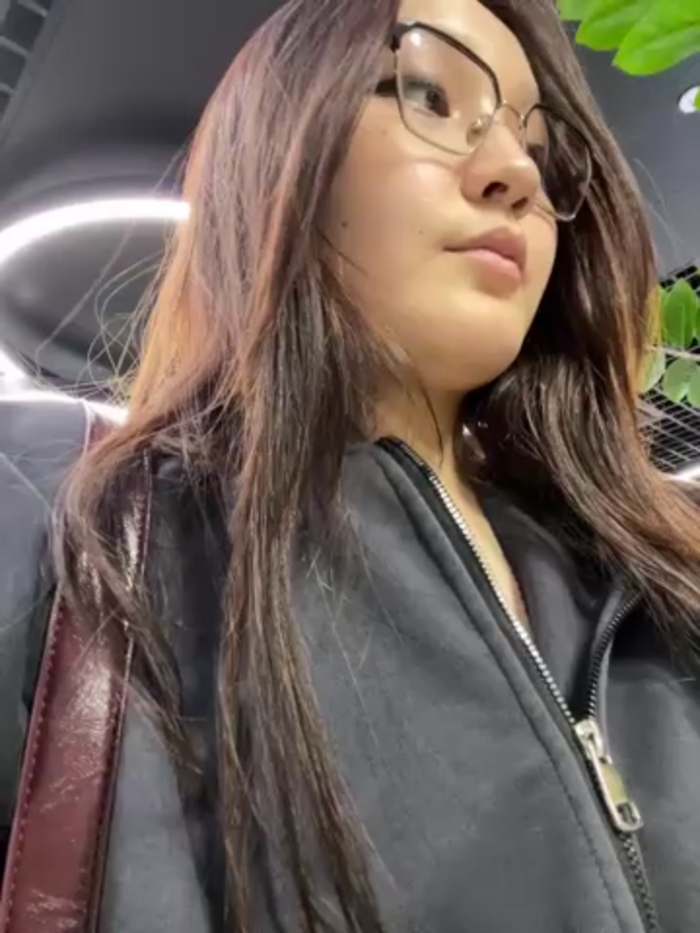 KissMeEva