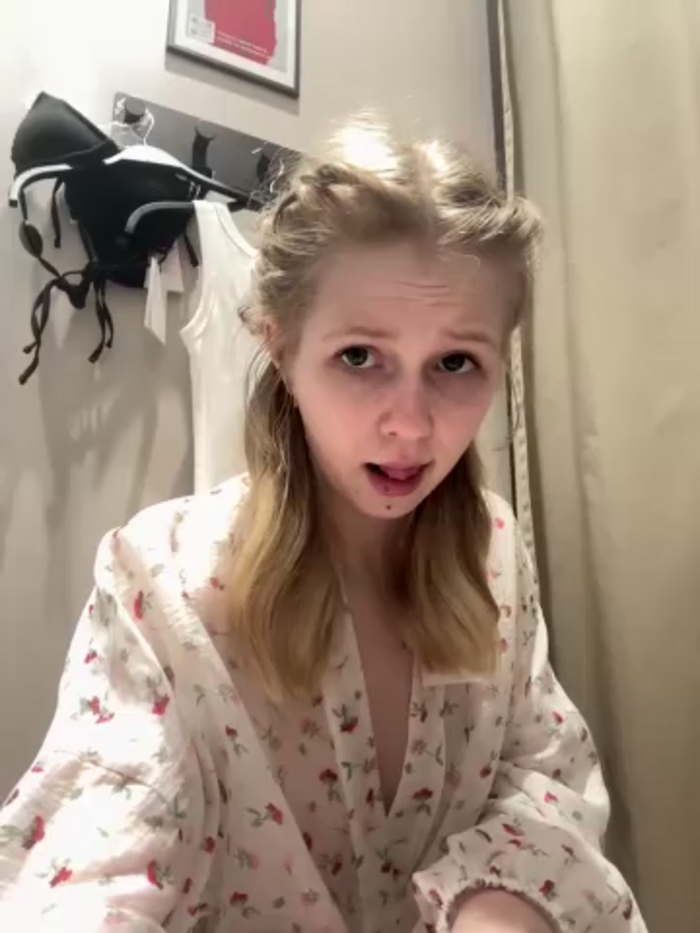 julie-bae
