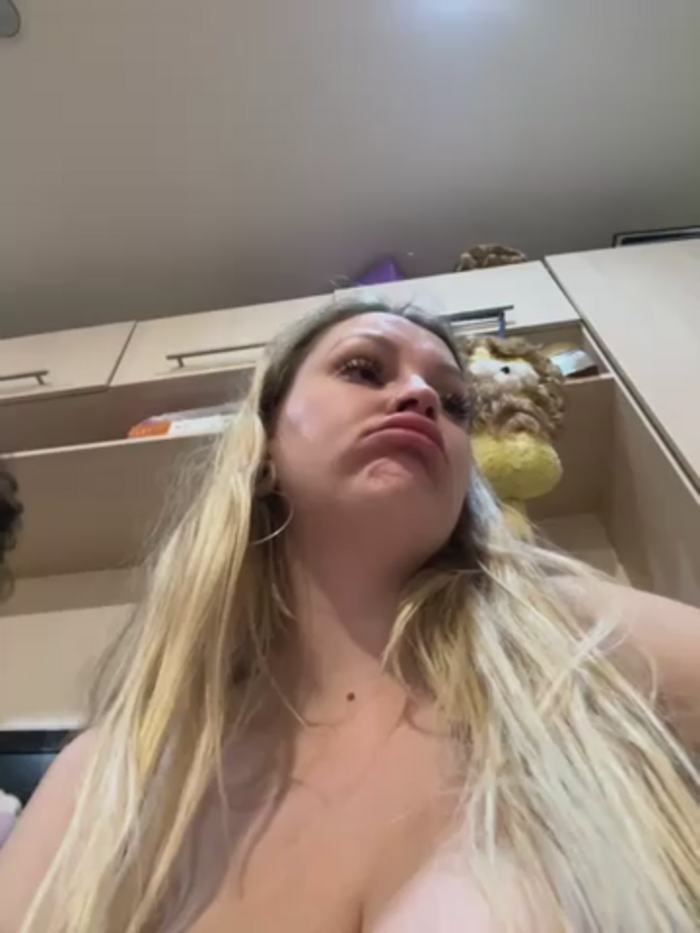 Teya_moon_