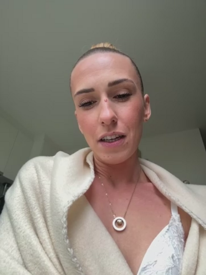 lola_tentatiion