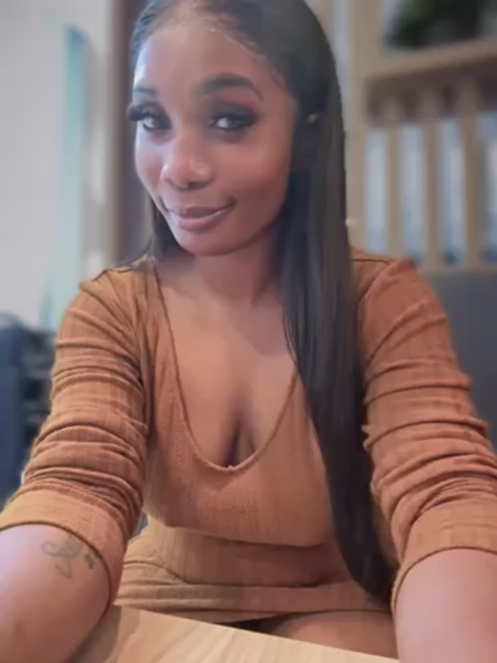 __Nessa__