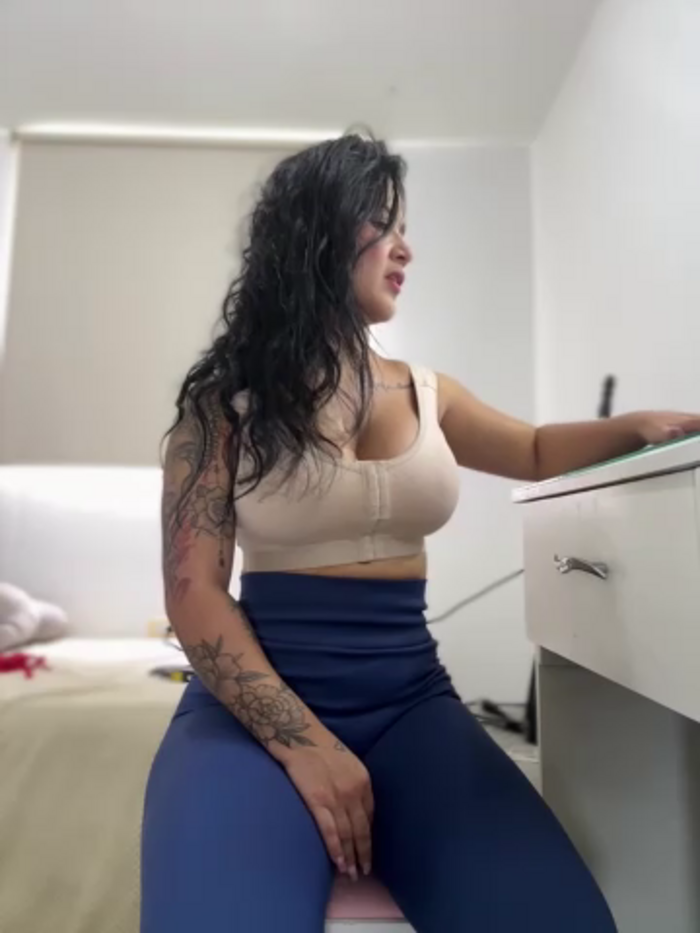 lau_ass_goddess