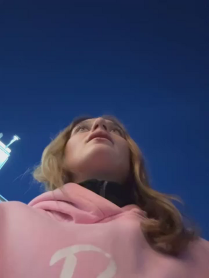 -AngelAri-
