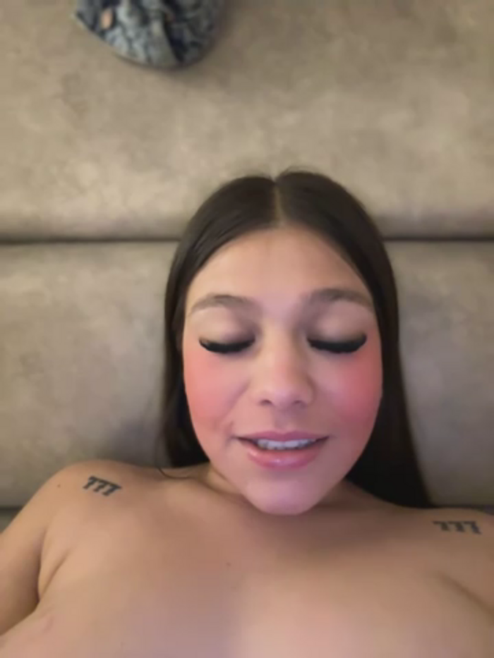 Alyshanon18